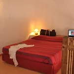 Hoteliere Scudo מלון דירות אז'אקסיו