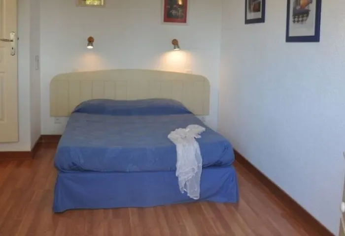 Hoteliere Scudo * Ajaccio (Corsica)