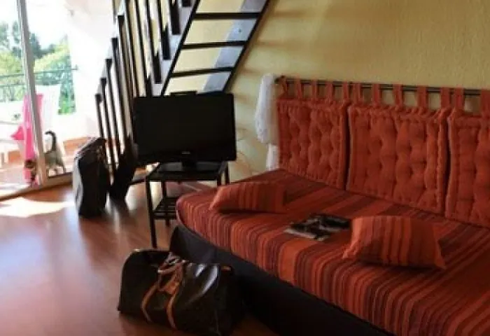 Hoteliere Scudo מלון דירות אז'אקסיו