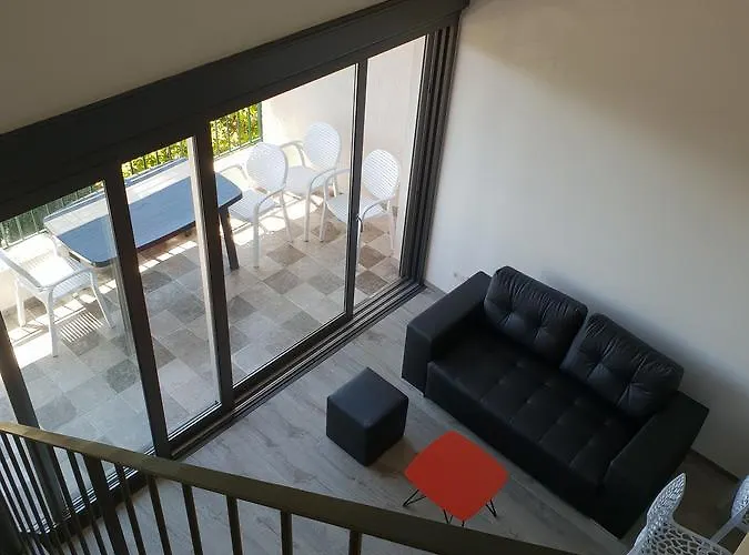 Hoteliere Scudo * Ajaccio (Corsica)